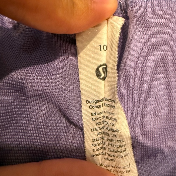 Lululemon Hotty Hot - Picture 2 of 2